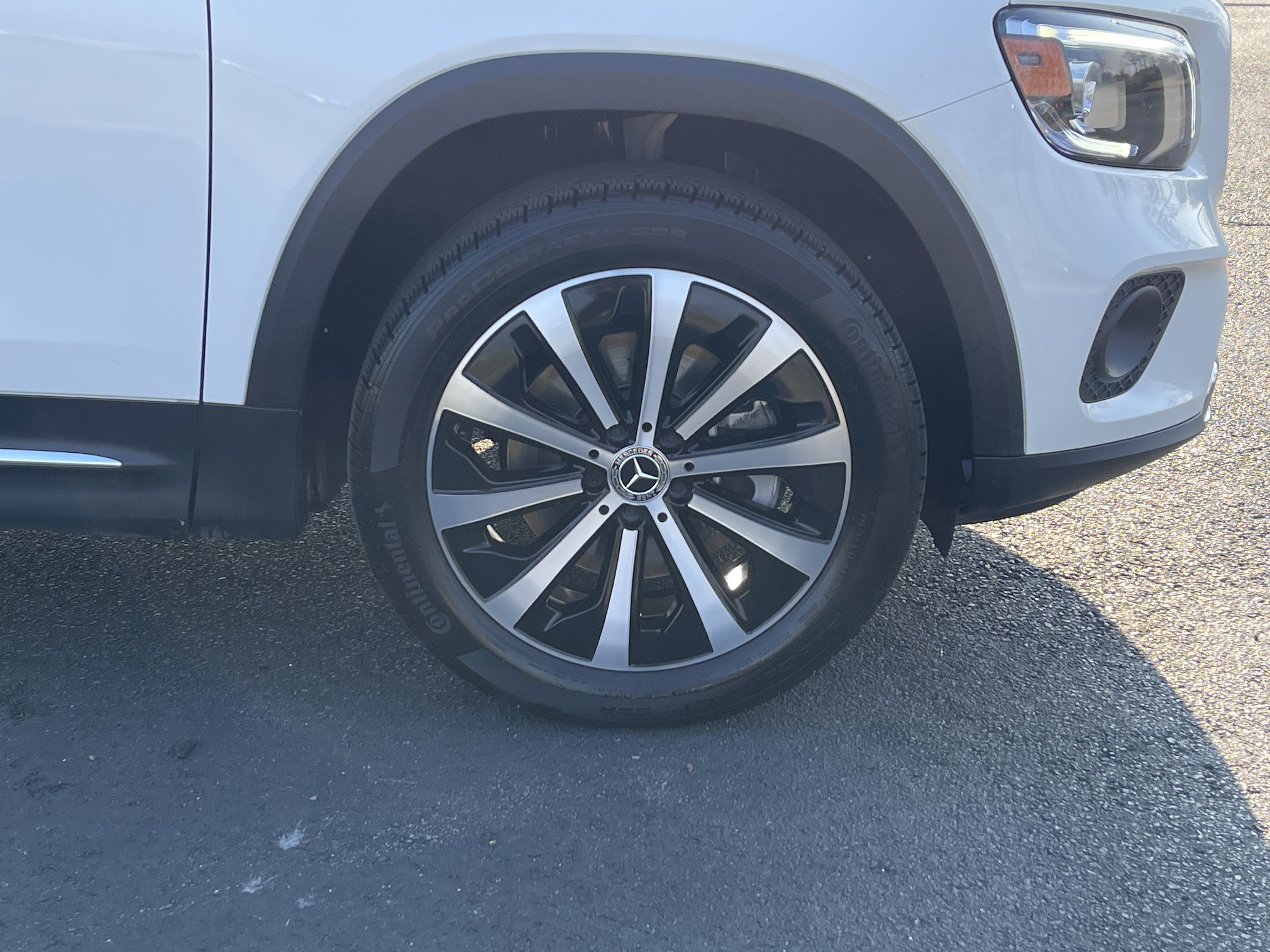 Used 2022 Mercedes-Benz GLB 250 image 33