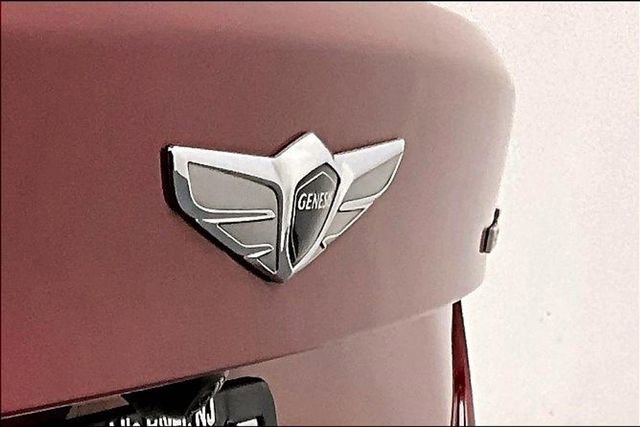 Used 2019 Genesis G70 3.3T Dynamic image 32