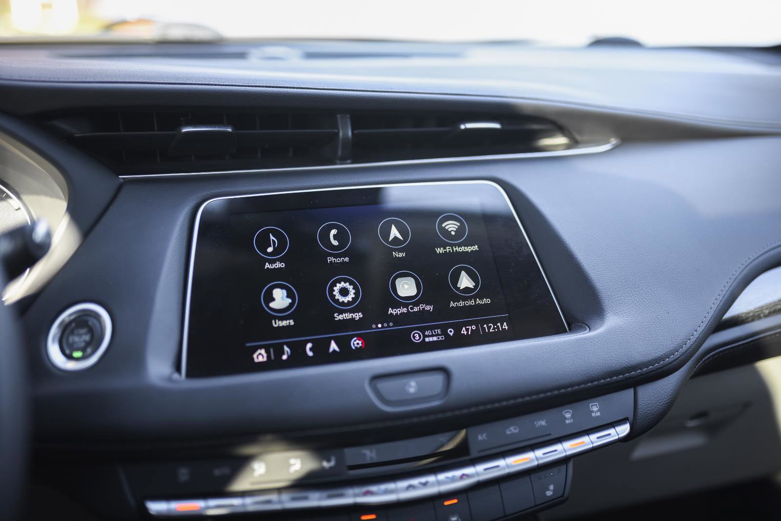 Used 2022 Cadillac XT4 Premium Luxury w/ Enhanced Visibility Package image 29