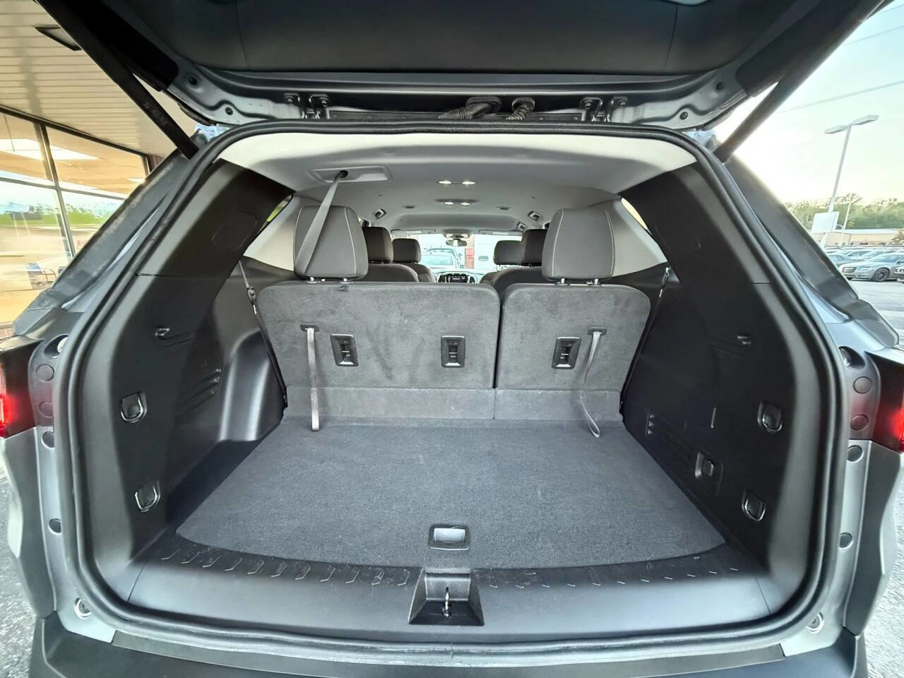 Used 2020 Chevrolet Traverse LT AWD/4WD image 20