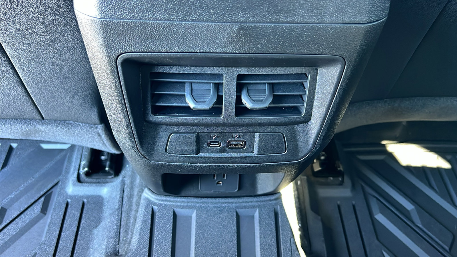 New 2026 Chevrolet Colorado Z71 w/ Technology Package image 16