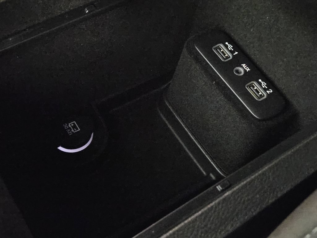 Used 2019 Dodge Charger R/T RWD image 13