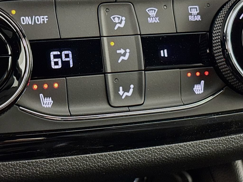 New 2026 Buick Envista Sport Touring w/ Convenience I Package FWD image 19