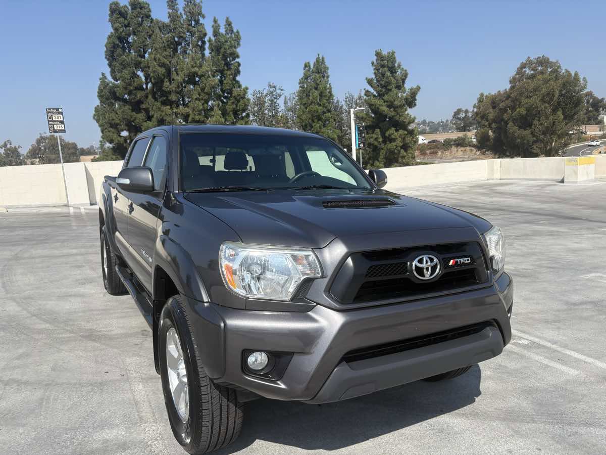 Used 2014 Toyota Tacoma PreRunner image 37
