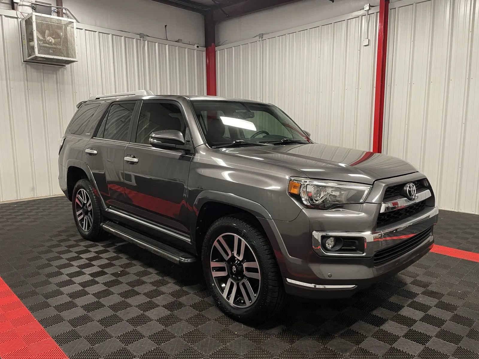 Used 2019 Toyota 4Runner Limited image 5