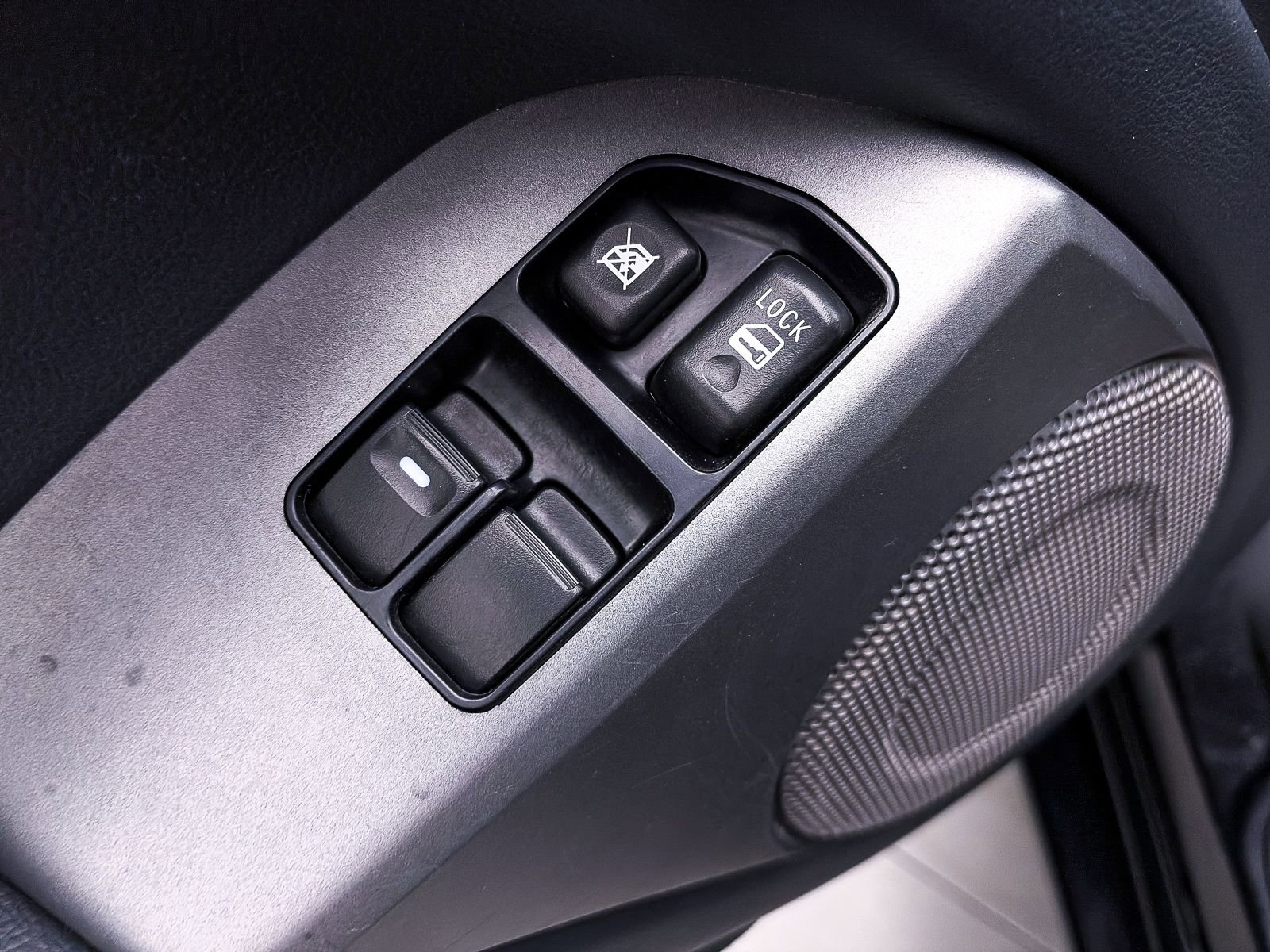 Used 2007 Mitsubishi Eclipse GT image 10