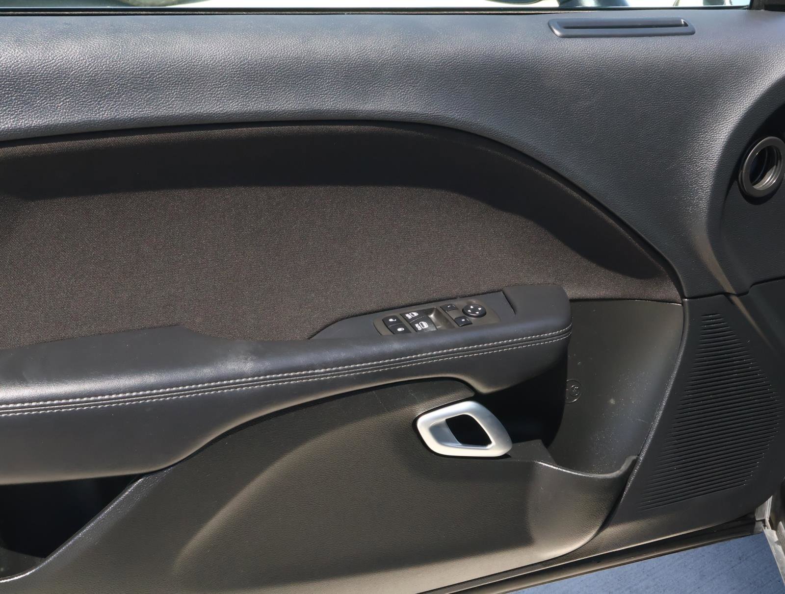 Used 2022 Dodge Challenger R/T w/ Blacktop Package image 12