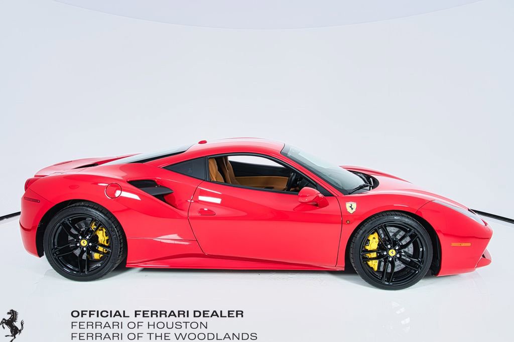 Used 2016 Ferrari 488 GTB image 3