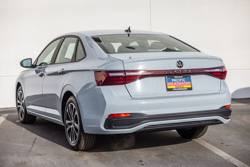 New 2026 Volkswagen Jetta Sport FWD image 3