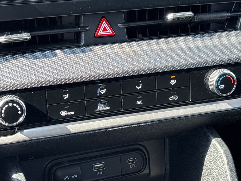 Used 2023 Kia Sportage LX image 28