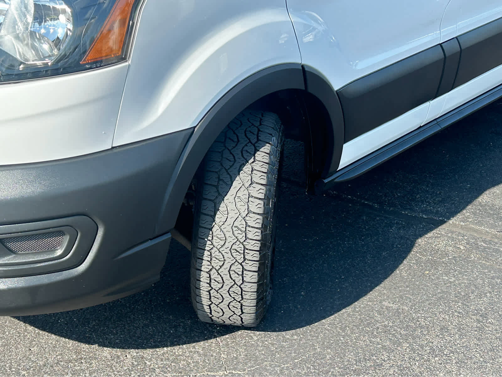 Used 2023 Ford Transit 250 w/ Load Area Protection Package image 38