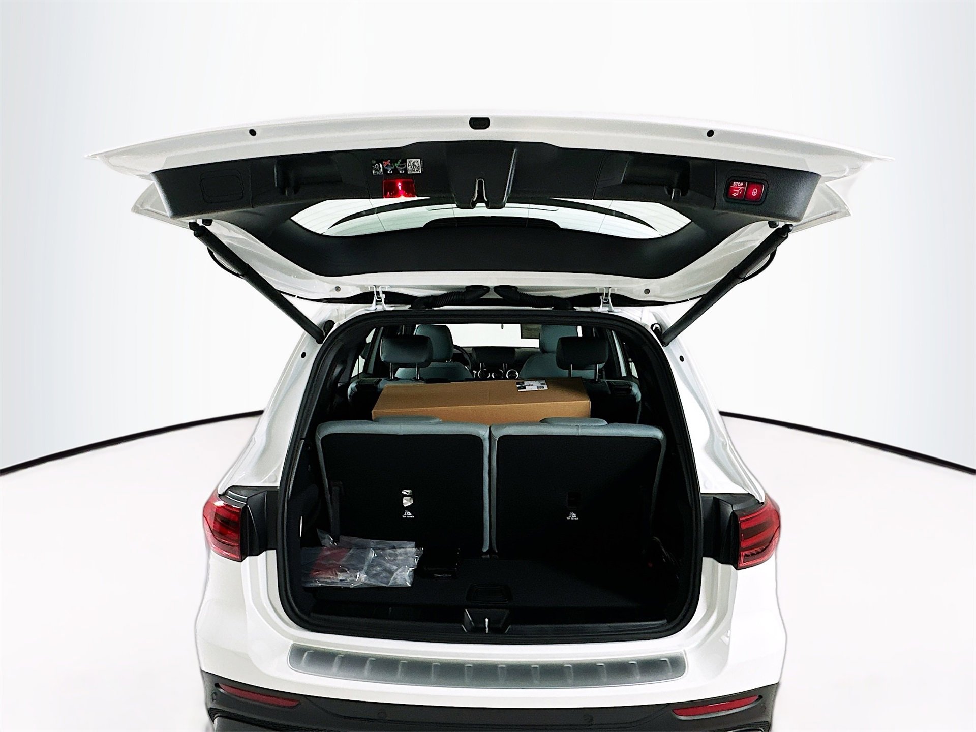 New 2026 Mercedes-Benz GLB 35 AMG 4MATIC image 29