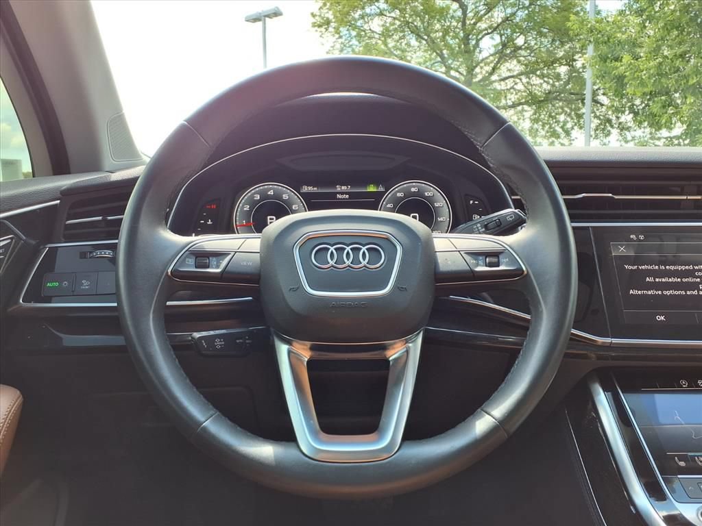 Used 2023 Audi Q7 2.0T Premium Plus w/ Premium Plus Package AWD/4WD image 12