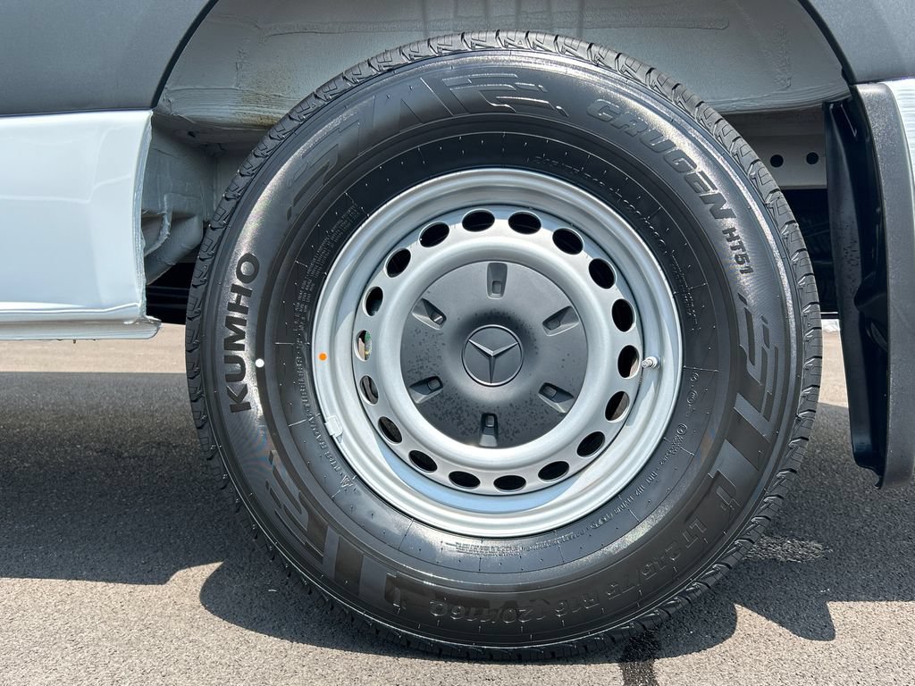New 2026 Mercedes-Benz Sprinter 2500 image 30