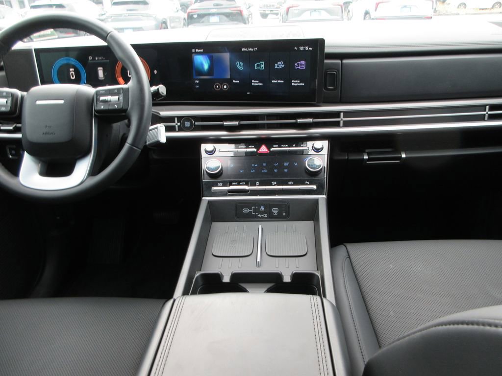 Used 2025 Hyundai Santa Fe SEL FWD image 15