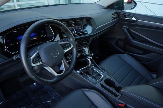 Used 2024 Volkswagen Jetta SE image 26