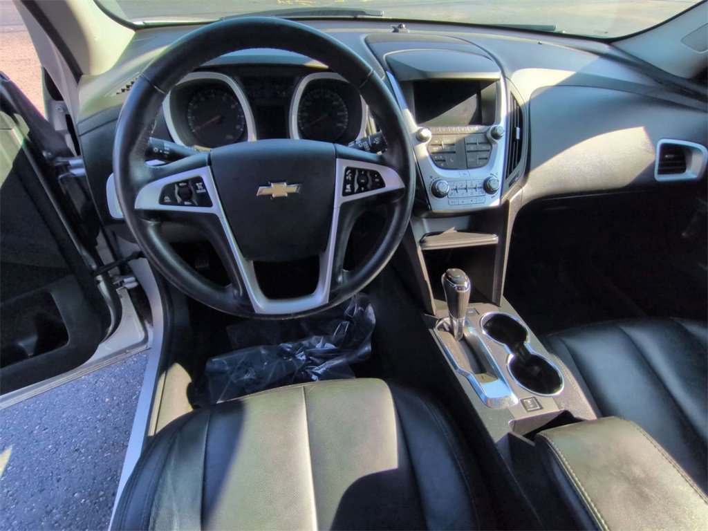 Certified 2017 Chevrolet Equinox LT w/ Convenience Package image 10