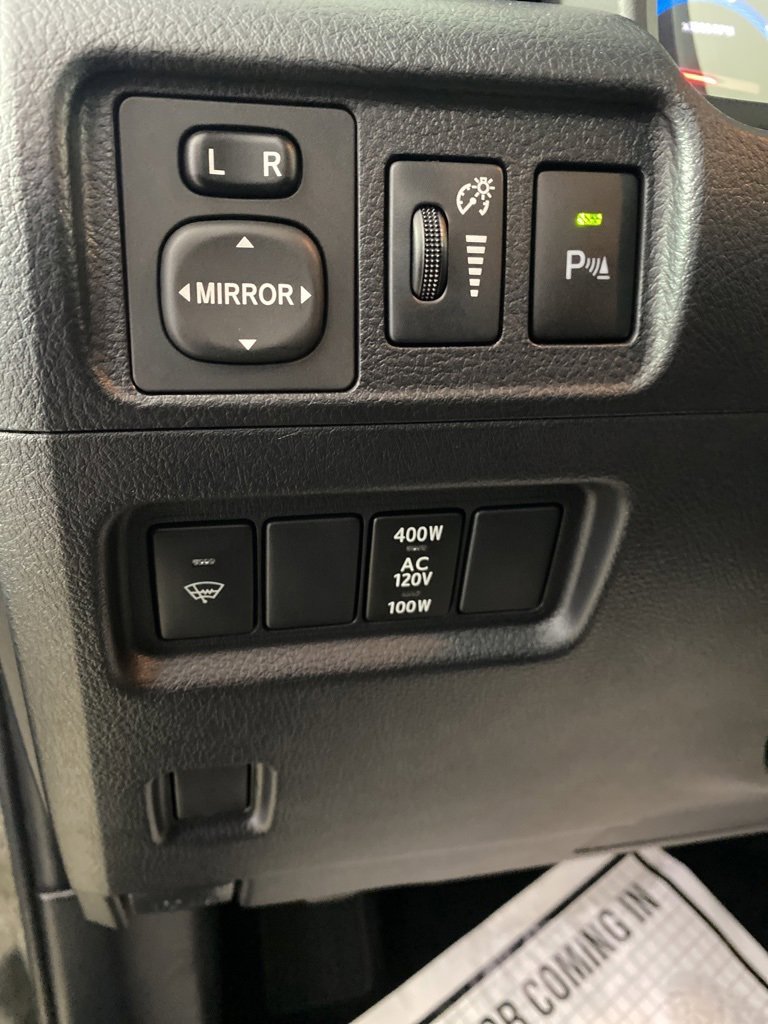 Used 2018 Toyota 4Runner Limited image 20