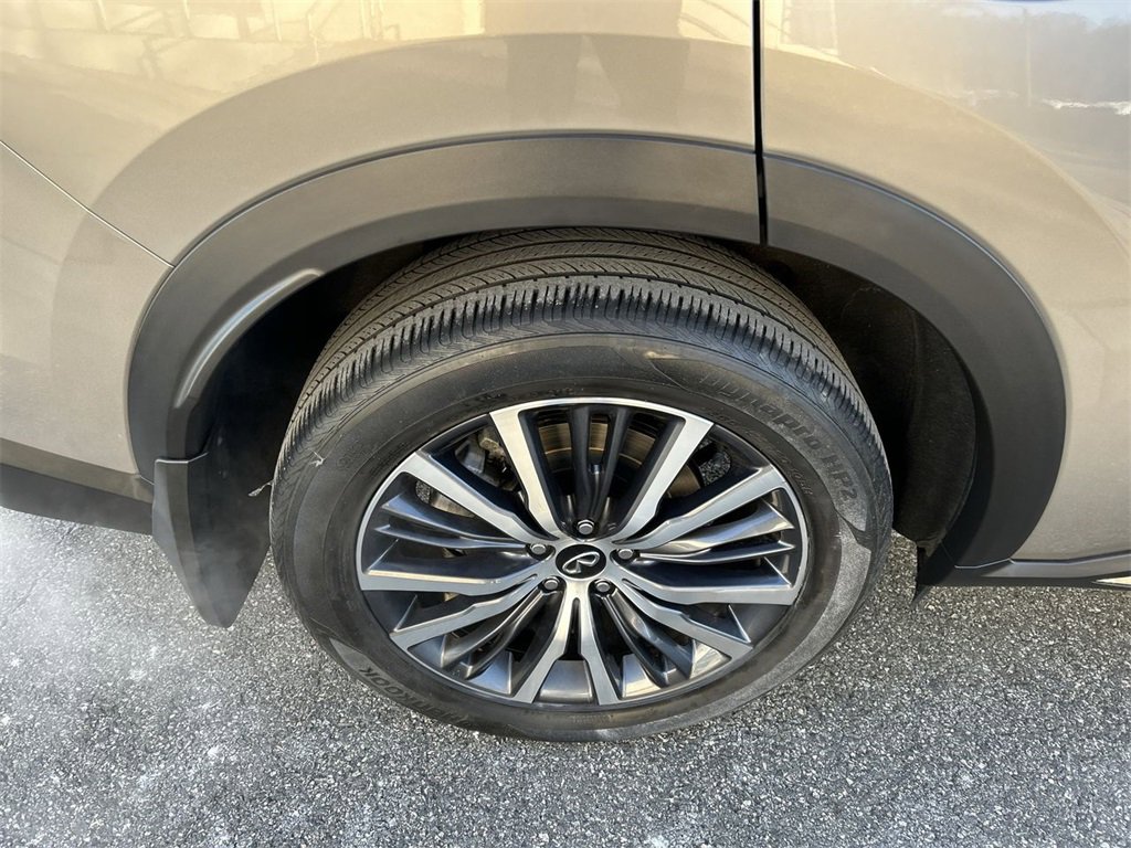 Certified 2024 INFINITI QX60 Sensory w/ Vision Package image 12