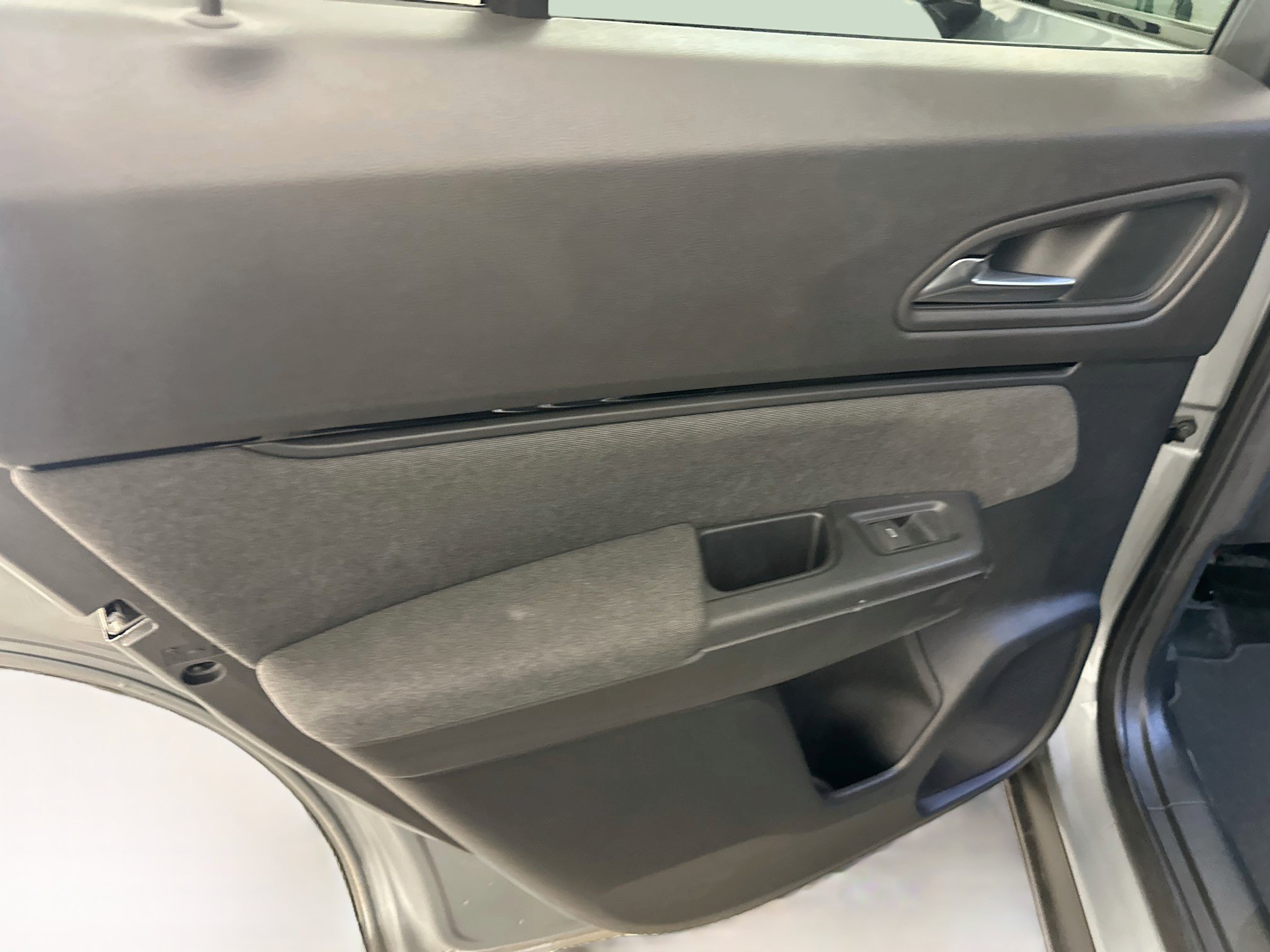 Used 2024 Honda Prologue EX image 27