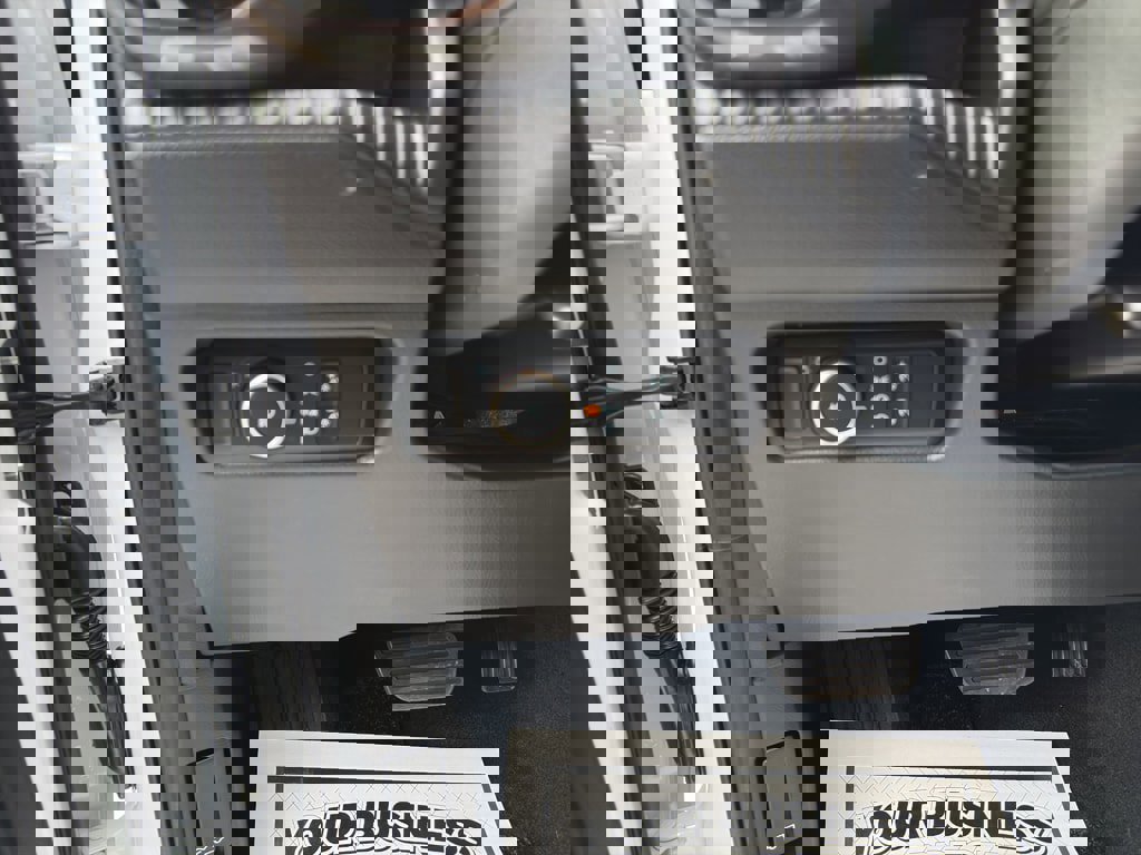 New 2025 Ford Ranger Lariat w/ FX4 Off-Road Package image 11