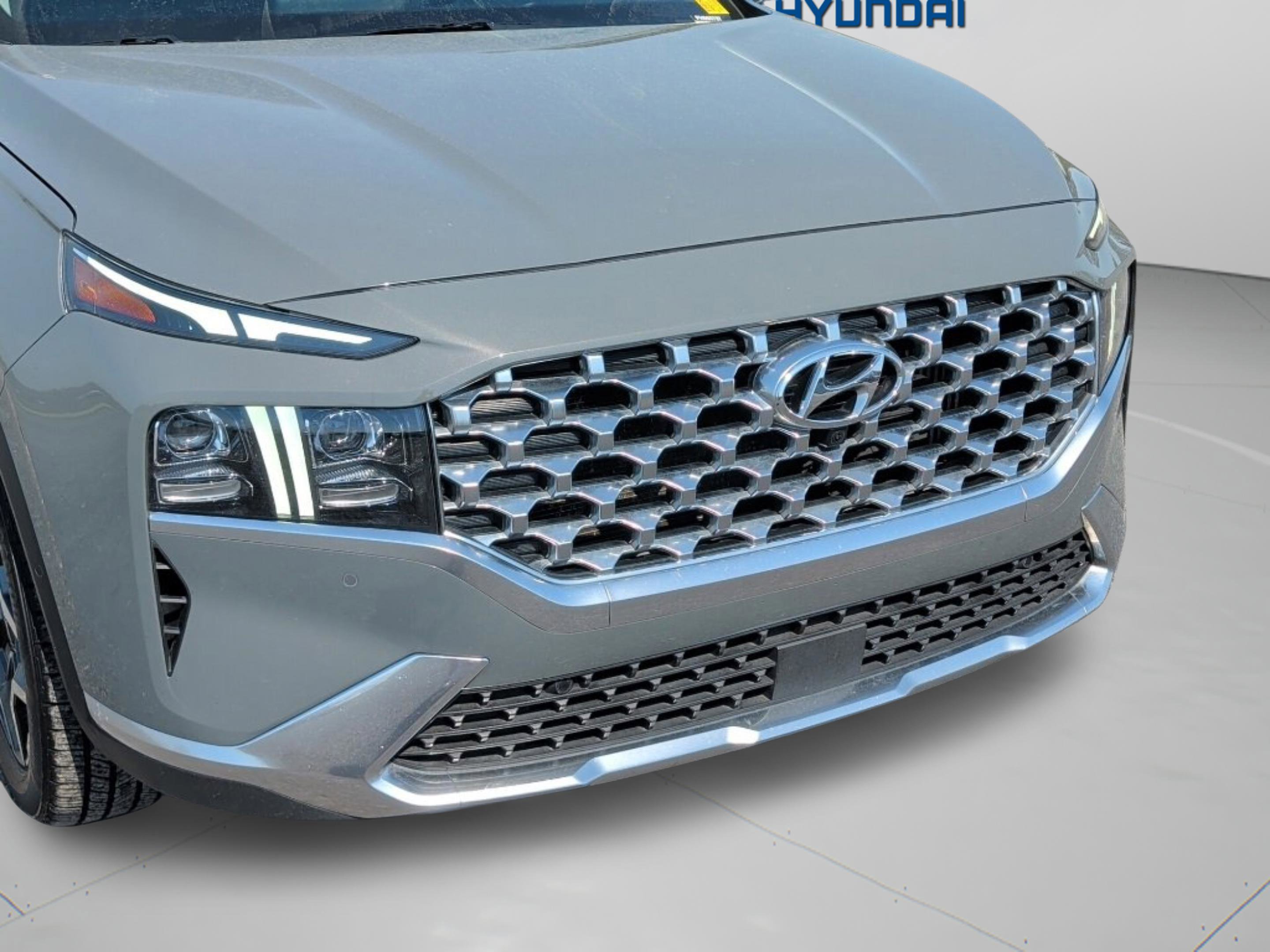 Used 2023 Hyundai Santa Fe Limited image 7