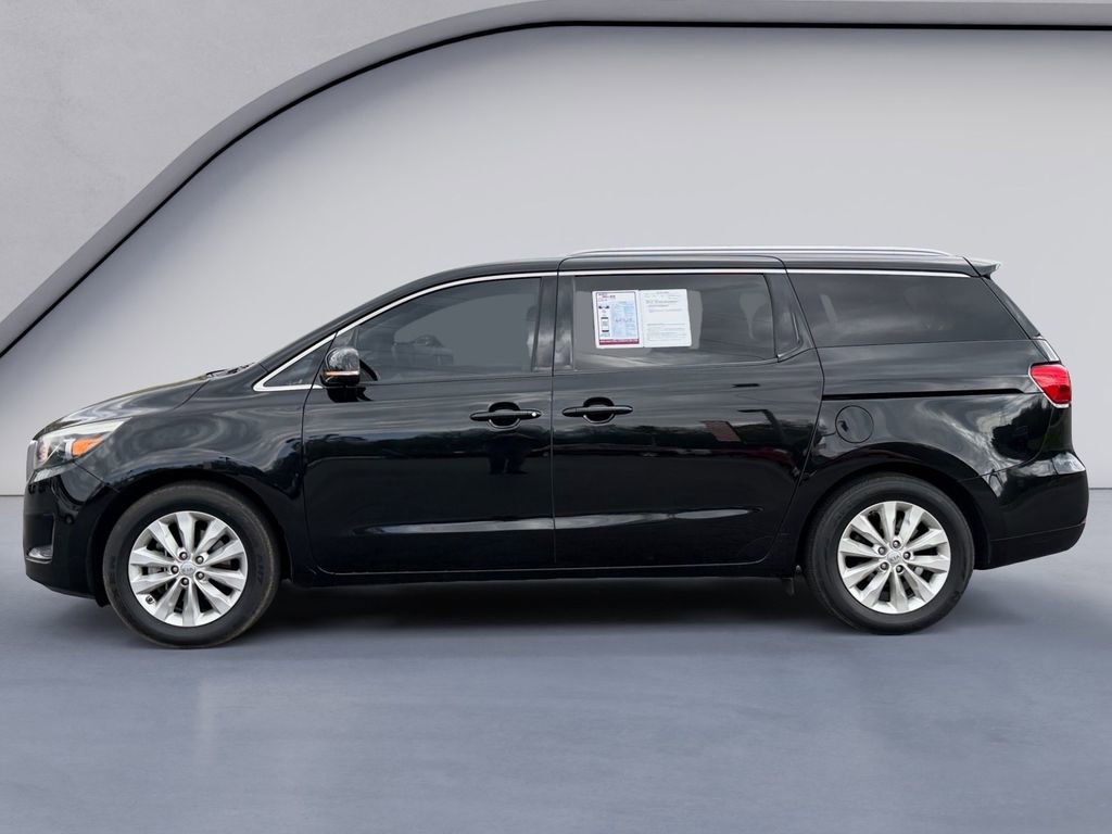 Used 2016 Kia Sedona EX image 2