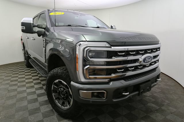 Used 2023 Ford F350 Platinum w/ Tremor Off-Road Package AWD/4WD image 3