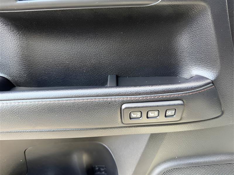 Used 2021 Toyota 4Runner Limited AWD/4WD image 17