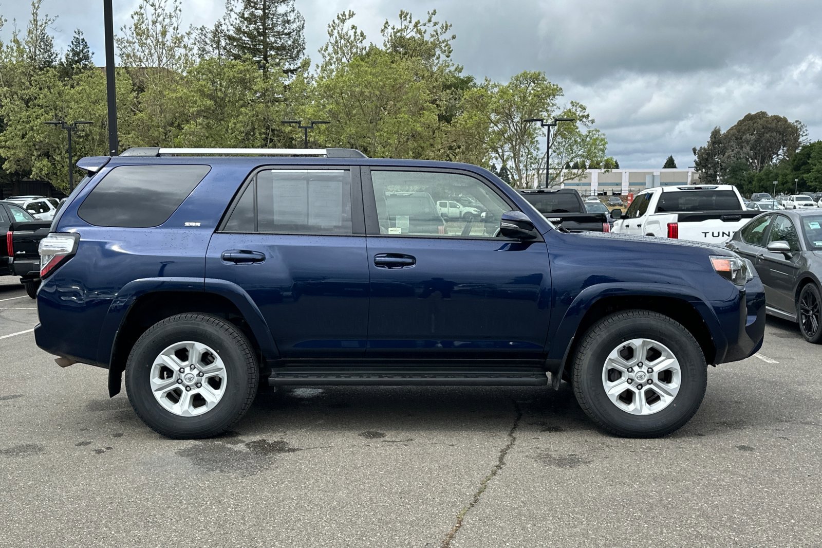 Used 2023 Toyota 4Runner SR5 Premium w/ Moonroof Package image 3
