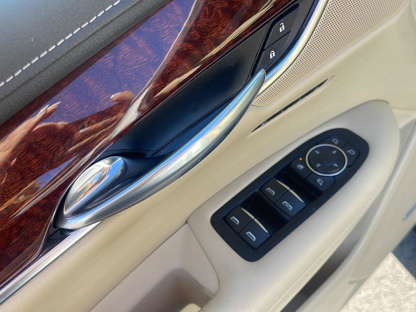 Used 2019 Cadillac XT5 Luxury image 12