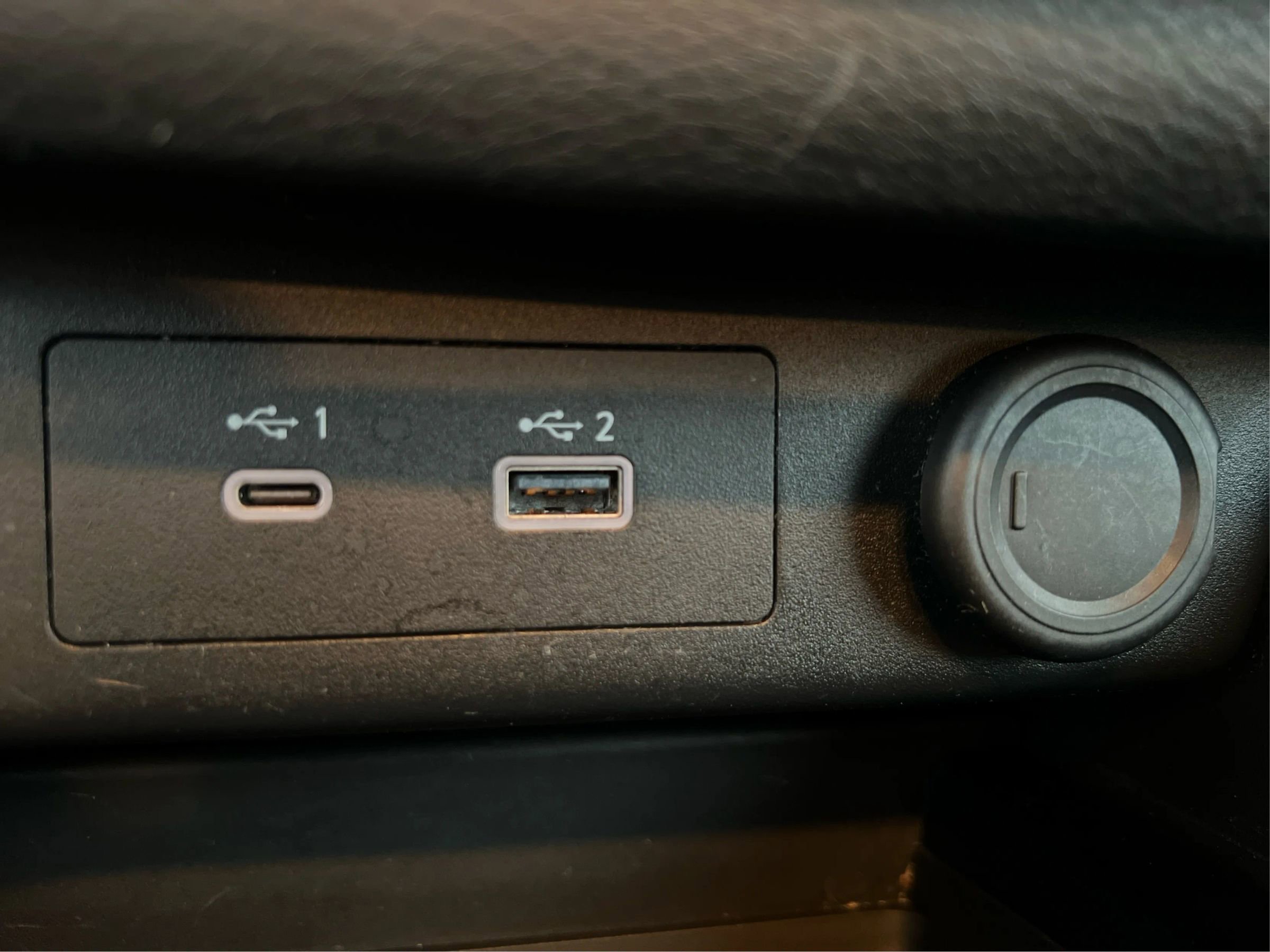 Used 2023 Nissan Rogue SV image 33