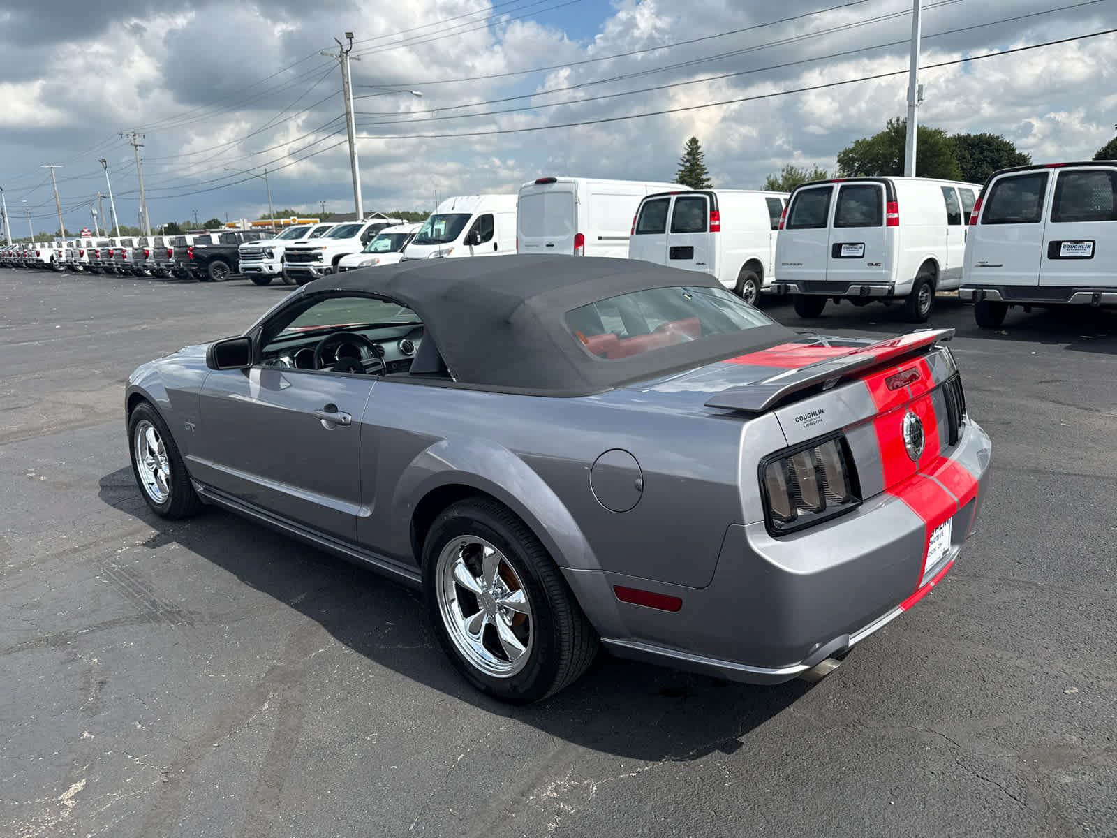 Used 2006 Ford Mustang GT RWD image 26