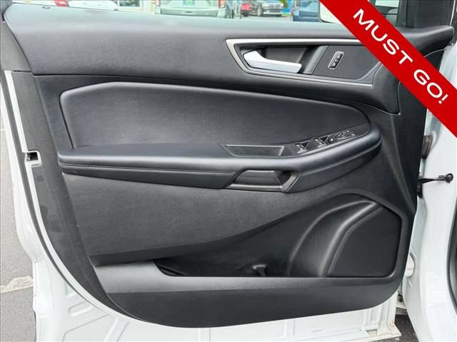 Used 2022 Ford Edge SEL AWD/4WD image 13