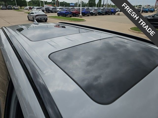 Used 2022 Kia Telluride SX w/ SX Prestige Package image 6