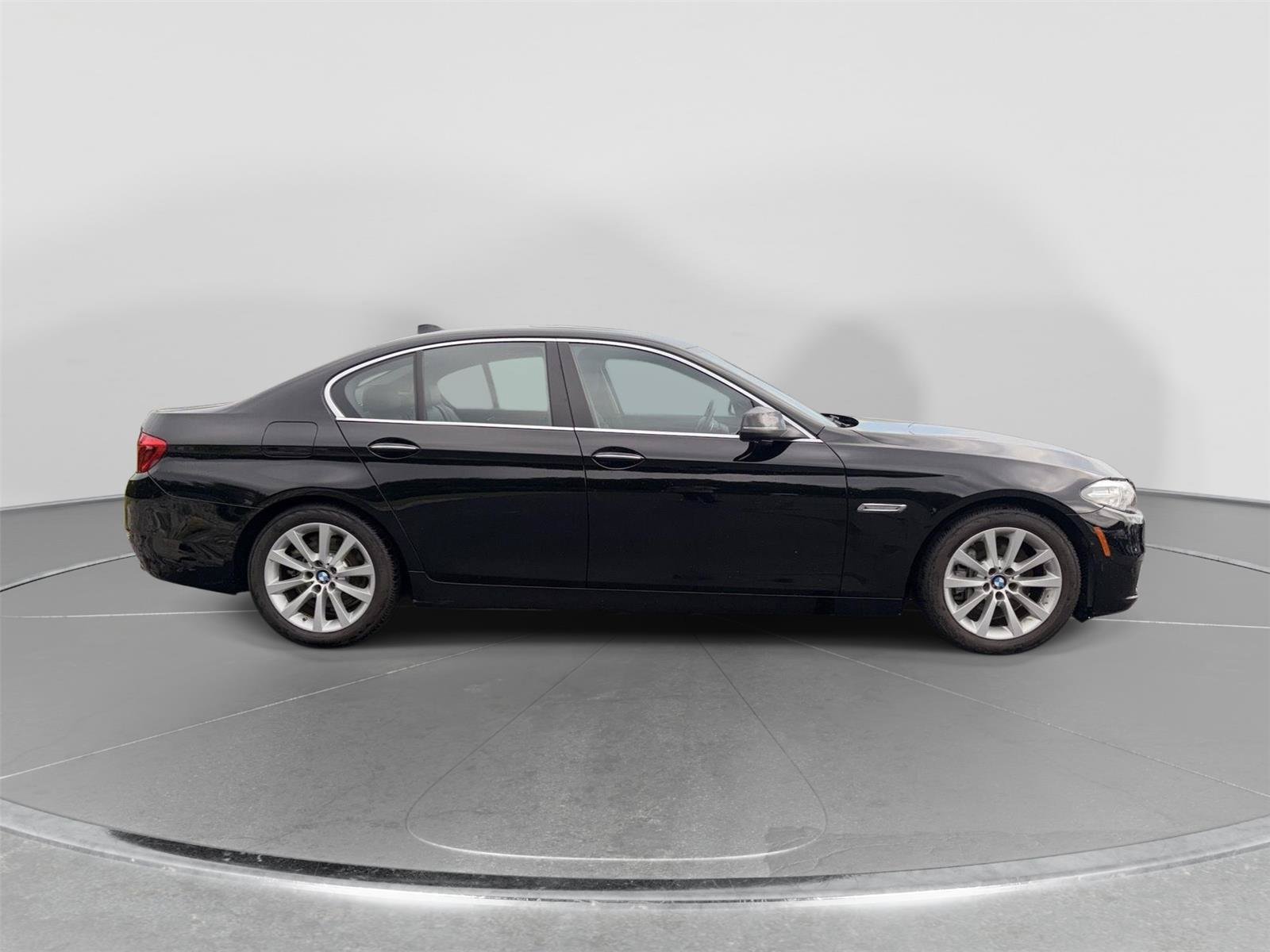 Used 2016 BMW 535i Sedan RWD image 6