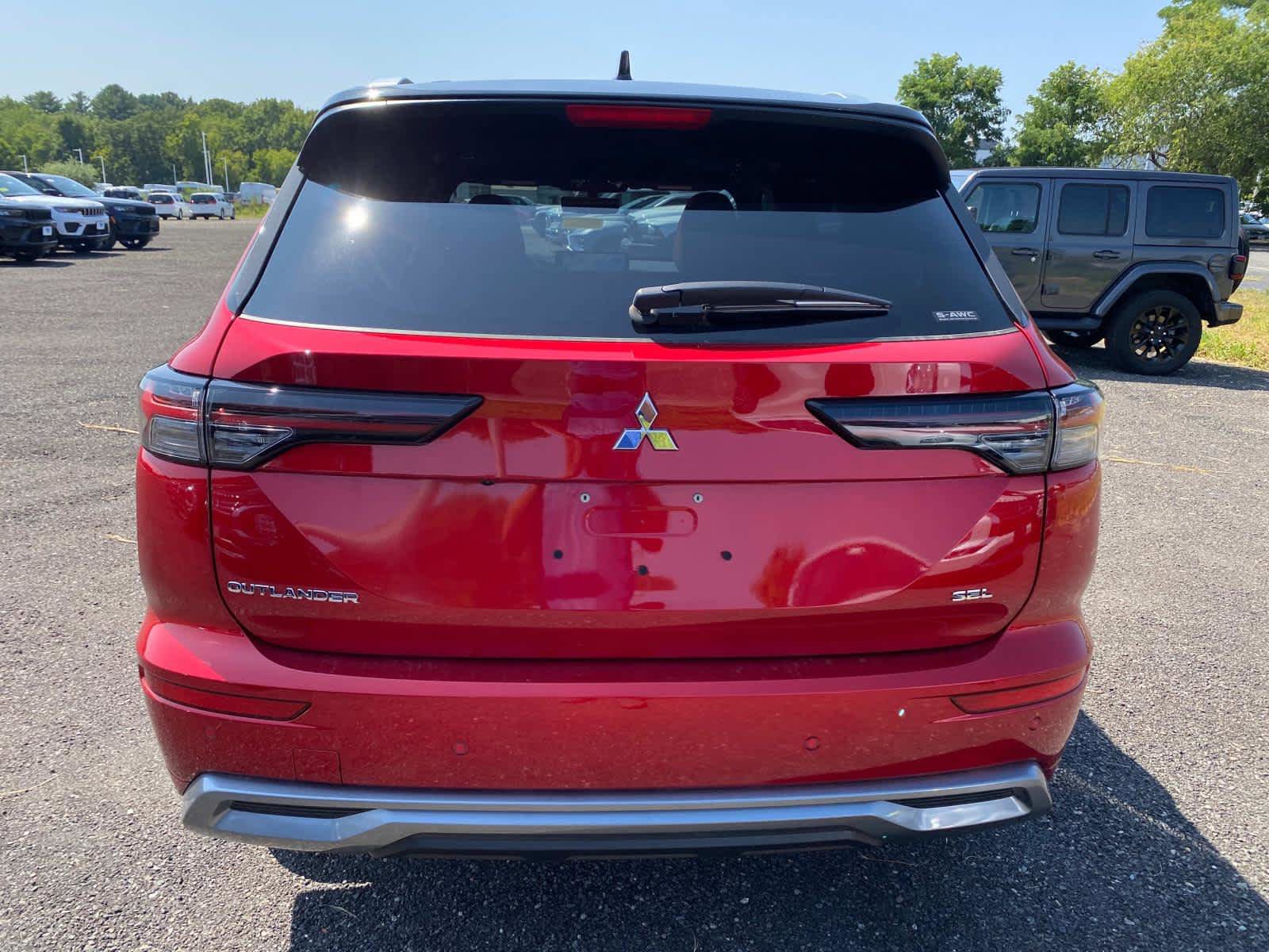 New 2025 Mitsubishi Outlander SEL AWD/4WD image 4