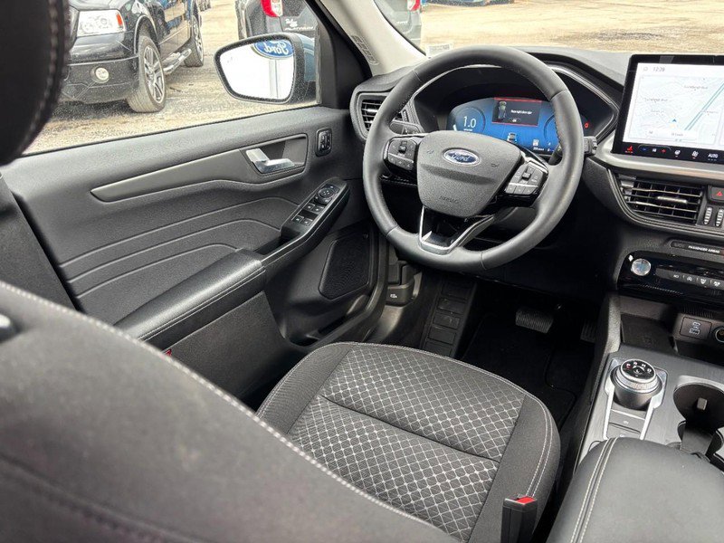 Used 2023 Ford Escape Active w/ Tech Pack #2 AWD/4WD image 14
