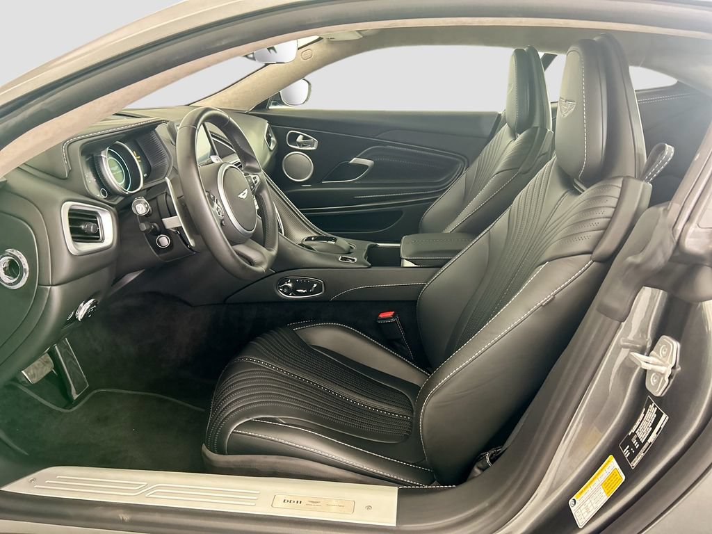 Used 2018 Aston Martin DB11 V12 RWD image 18