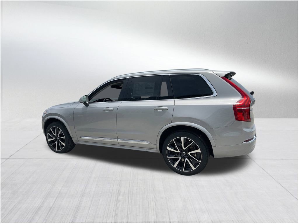 Used 2025 Volvo XC90 B6 Plus image 2