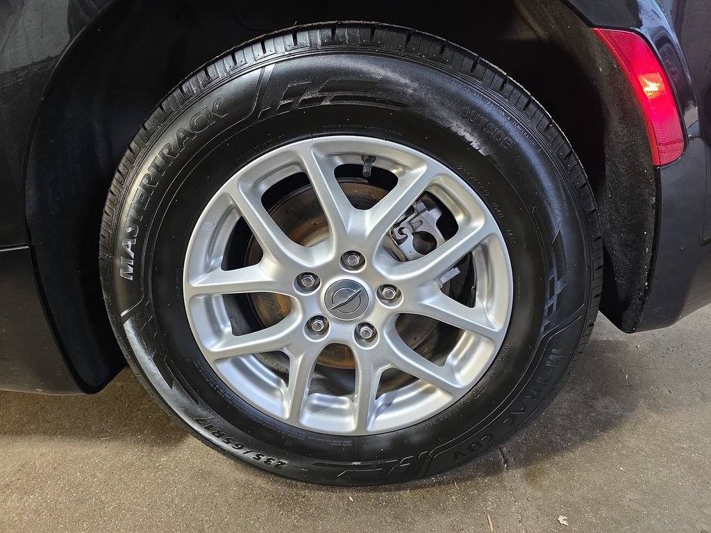 Used 2023 Chrysler Pacifica Touring-L FWD image 34