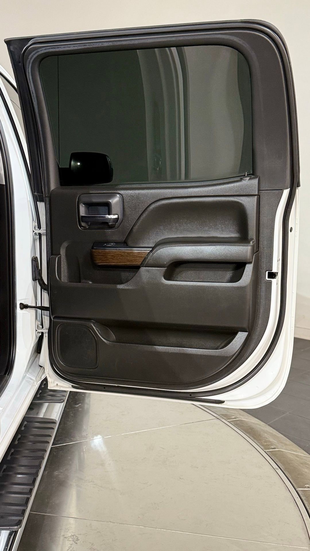 Used 2018 GMC Sierra 1500 Denali image 48