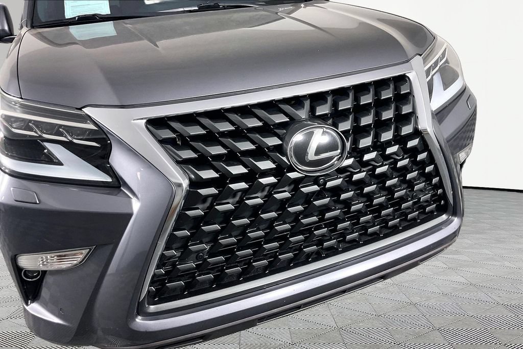 Used 2022 Lexus GX 460 Luxury w/ Off Road Package AWD/4WD image 31