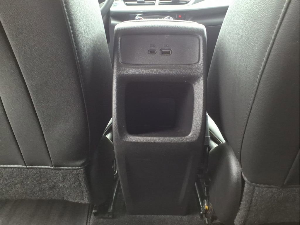 Used 2024 Chevrolet Trax LT w/ Driver Confidence Package image 30