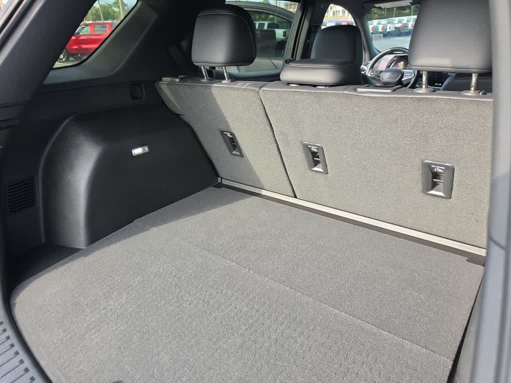 Used 2026 Chevrolet Equinox LT w/ Convenience Package II FWD image 31