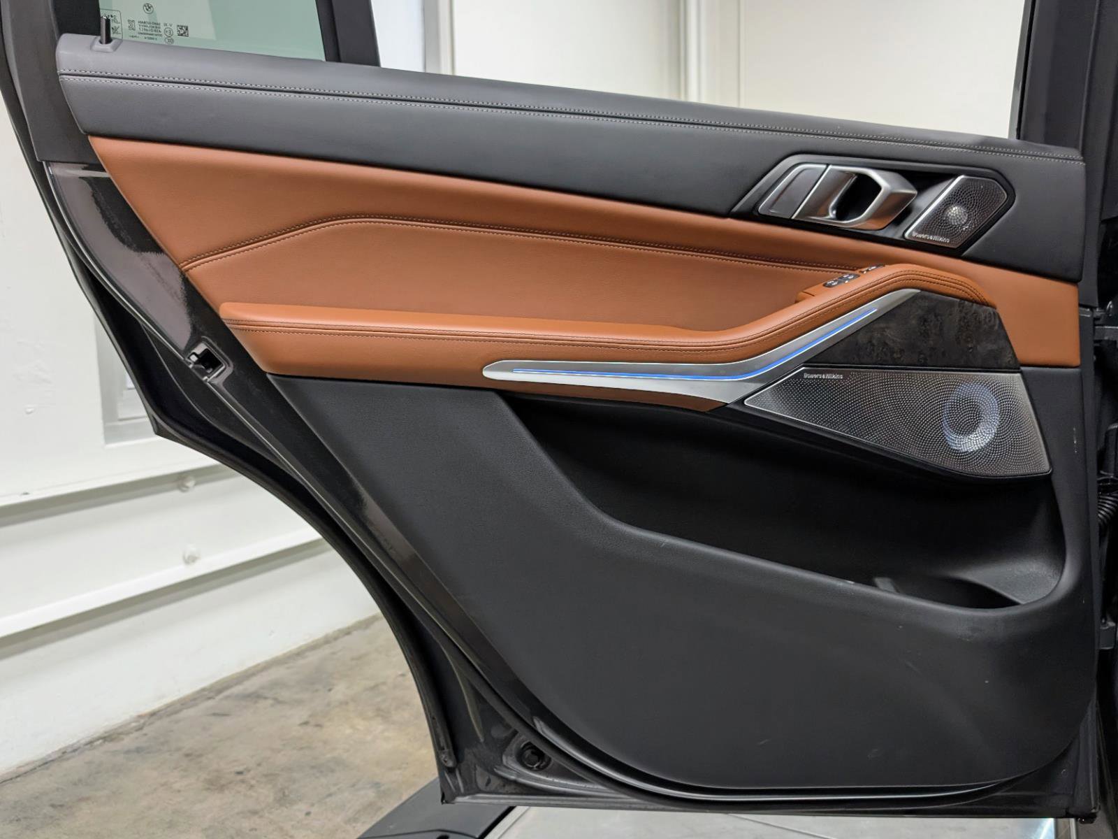 Used 2026 BMW X7 xDrive40i w/ Executive Package image 17