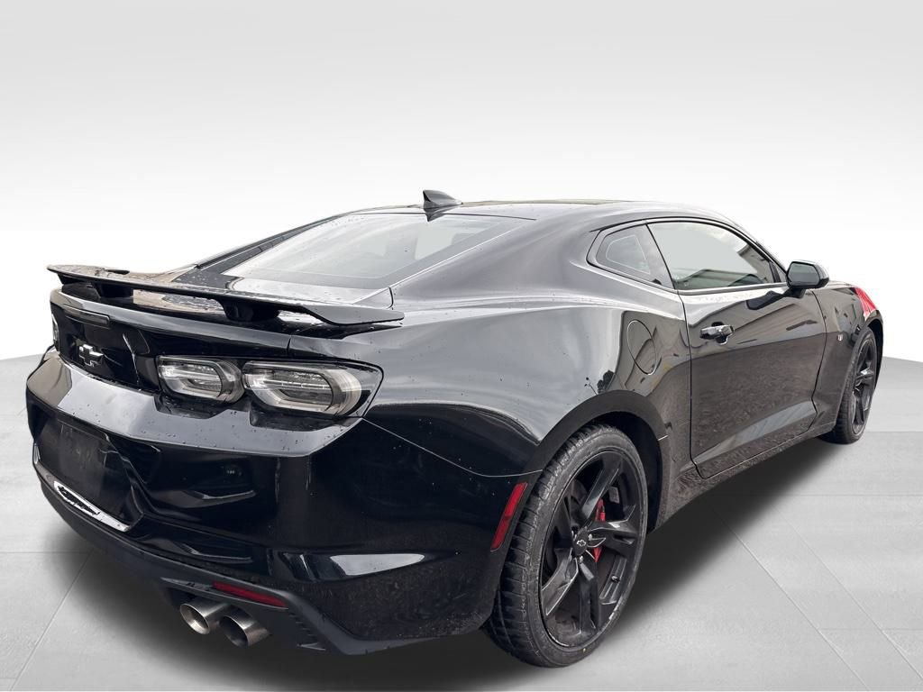 Used 2021 Chevrolet Camaro SS image 14