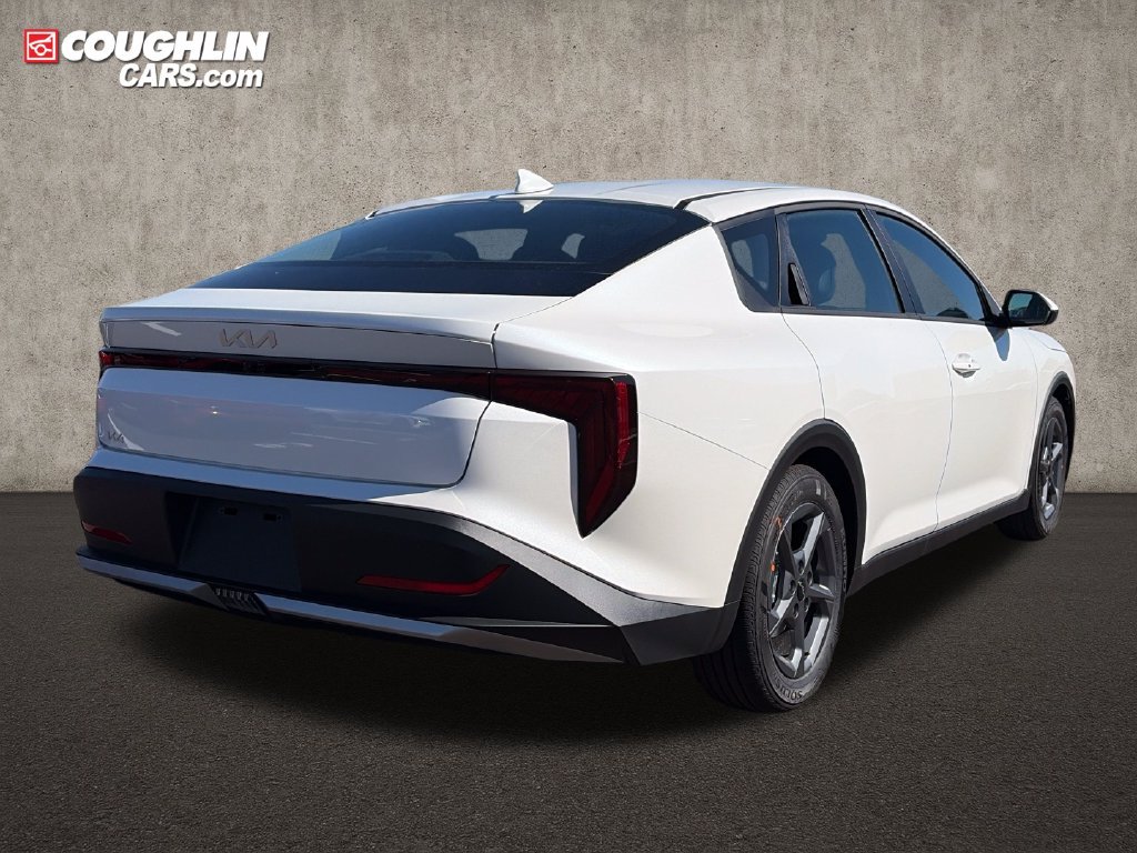 New 2026 Kia K4 FWD image 8