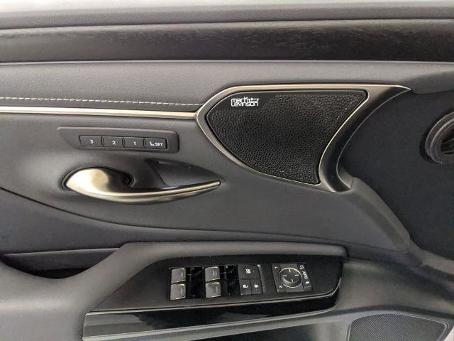 Used 2024 Lexus ES 350 Luxury w/ Accessory Package (Z1) image 14