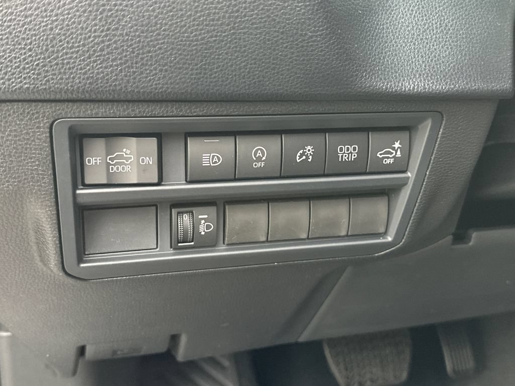 New 2026 Toyota Tundra SR5 AWD/4WD image 17